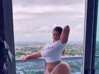 Big Beautiful Women Videos Online